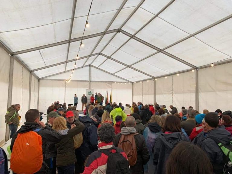 Alájar reúne a 300 participantes en el III Encuentro Provincial de Senderismo en Huelva