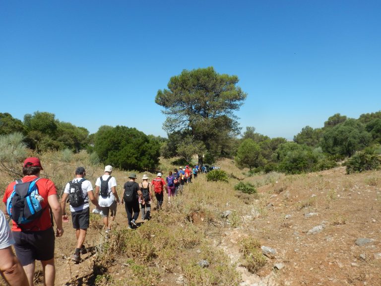 El Programa de Senderos de Sevilla se reanudó este domingo en la Sierra de San Pablo