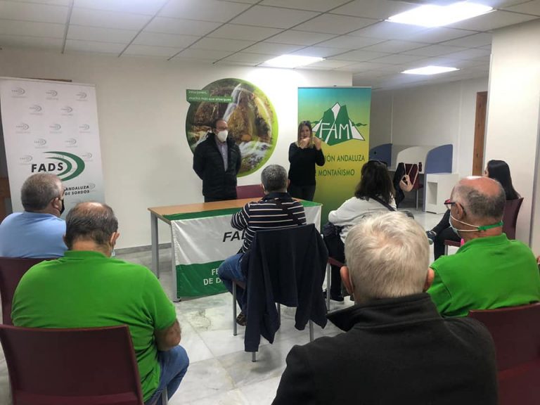 La FAM participa en las Jornadas de Tecnificación Deportiva de la FADS