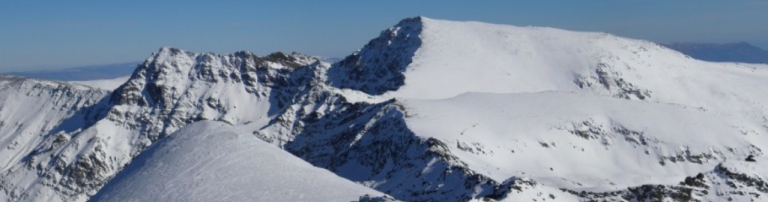 Sierra Nevada sigue presentando condiciones extremas y riesgo elevado de aludes