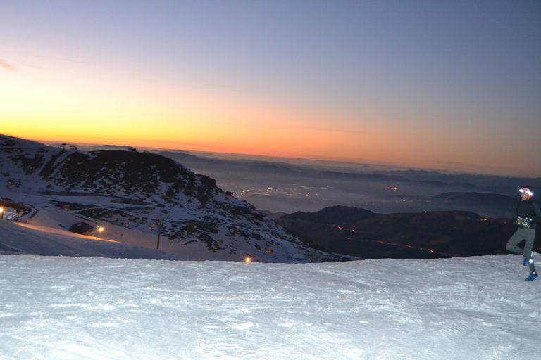 El Campeonato de España y de Andalucía de Snow Running, este sábado en Sierra Nevada con la presencia del nuevo presidente de la FEDME Alberto Ayora