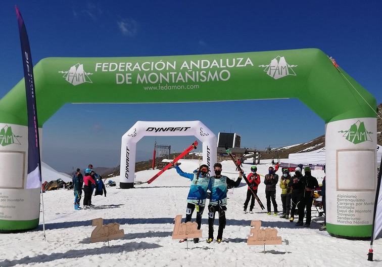 Títulos andaluces absolutos de Esquí de Montaña en Sprint e Individual para Pablo Ruiz de Almirón Lanz, Nico Molina y Ana Alonso