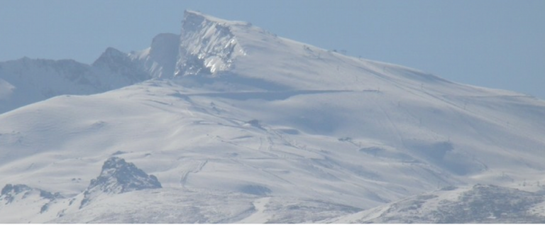 CIRCULAR RASEMON: Permanecen las difíciles condiciones del terreno en Sierra Nevada con presencia de bastante hielo