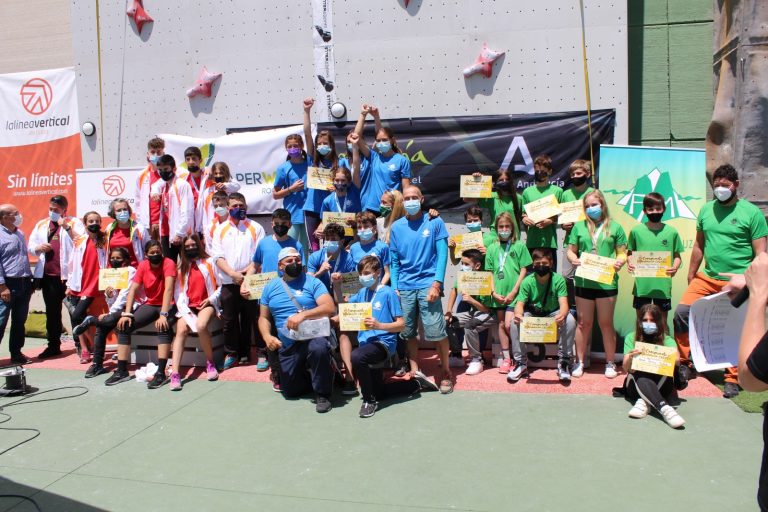 Málaga se hace con título del CADEBA de Escalada por delegaciones, con Granada y Sevilla en segunda y tercera plaza