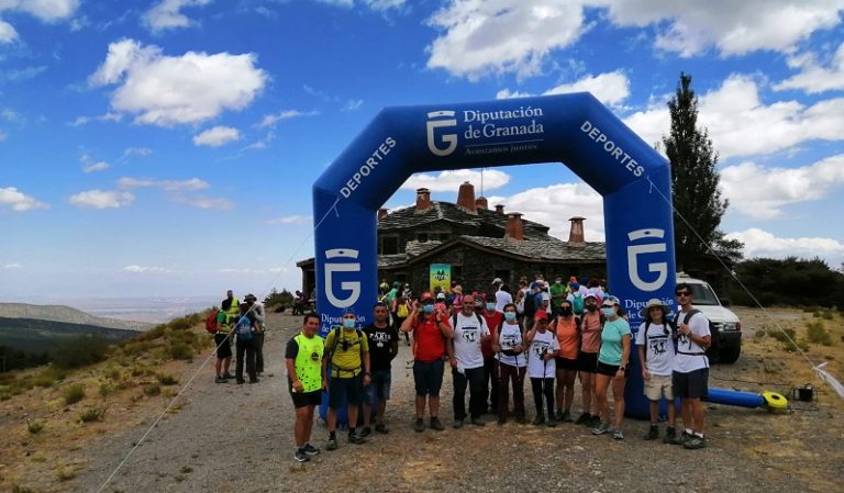 El VII “Día Andaluz de los Refugios FAM” se desarrolló por la comarca del Marquesado con visita al Postero Alto