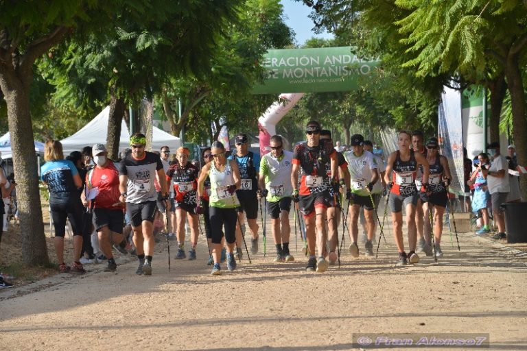 Manuel Díez y Sonia Mirás se adjudican la Onuba Nordic Walking y lideran la Copa Andaluza