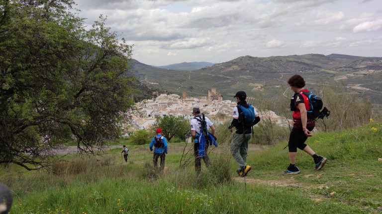 La XXIII TR Subbética Cordobesa más primaveral hace gozar a 200 senderistas en una nueva cita de la Copa Andaluza