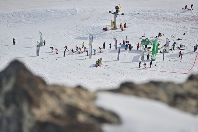 Sierra Nevada albergará en 2023 los Campeonatos de España de Relevos y Equipos de Skimo organizados por el CD Sabika