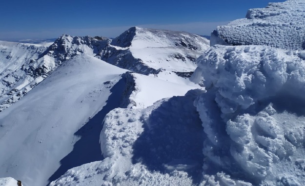 Precaución por heladas persistentes en cotas altas en Sierra Nevada