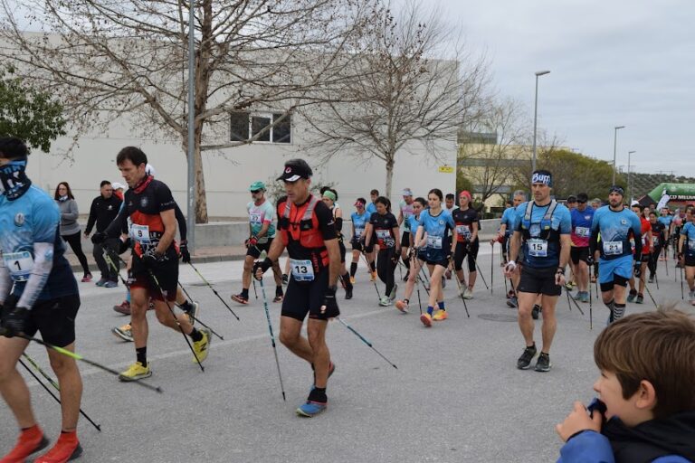 Francisco José de la Cruz y Aitana Conde vencen en la Marcha Nórdica Ciudad de Baena de la Copa de Andalucía