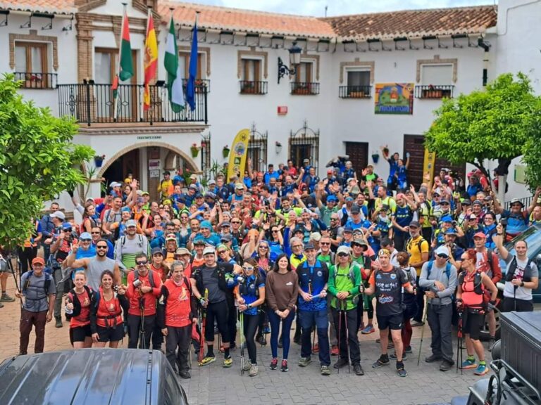 Más de 200 participantes hacen que la XXII Travesía de Resistencia Sierra Tejeda-Almijara haya sido un nuevo éxito