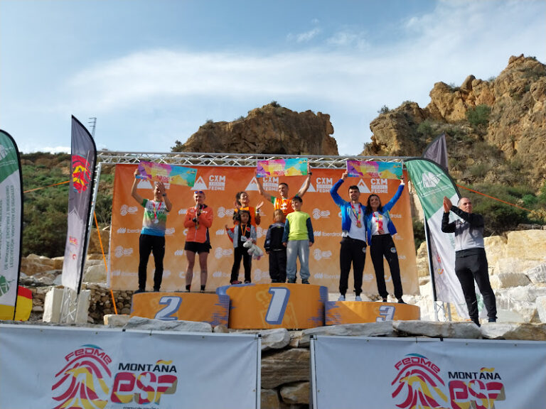Raúl Ortiz, campeón de la Copa de España de CxM tras la prueba de Macael en la que Dani Luque logra la segunda plaza en la general tras lograr la plata en la prueba de hoy con varios podios andaluces en categorías inferiores