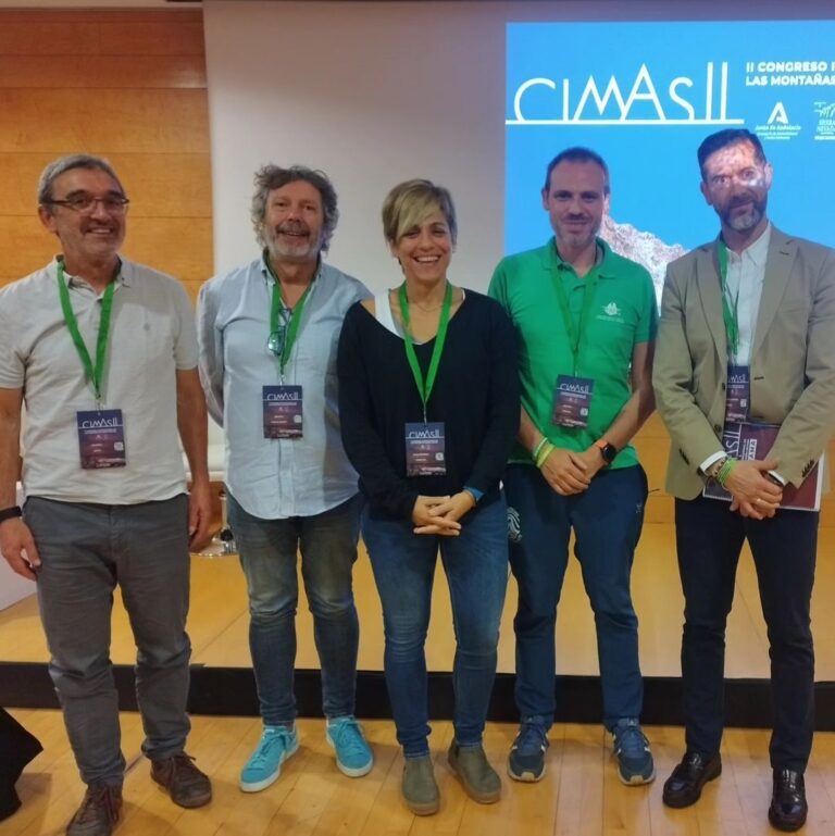 El II Congreso CIMAS ha contado con la participación de la FADMES en el programa de conferencias y actividades en la naturaleza con una ruta senderista