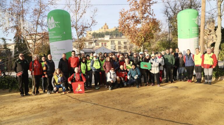 Alcalá la Real puso el punto y final al Encuentro Interprovincial de Senderismo 2024 de la FADMES