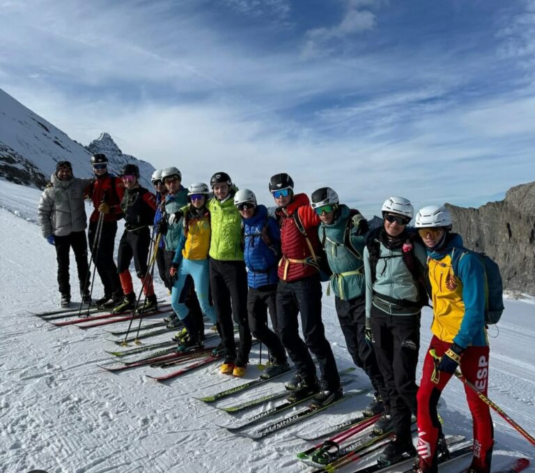 El equipo andaluz de skimo se desplaza a Espot para el inicio de la Copa de España y Alonso y Ordóñez compiten en la primera Copa del Mundo en Courchevel