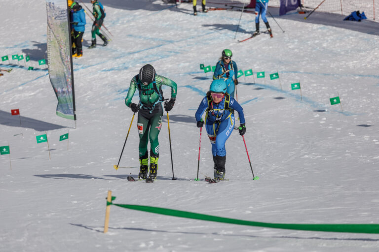 El equipo María Ordóñez-Javier Alcalá se proclama campeón de Andalucía de Relevos Mixtos de Skimo