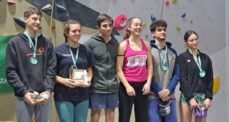 India Persson y Álvaro Páez se adjudican la primera prueba de la Copa de Bloque celebrada en Almería