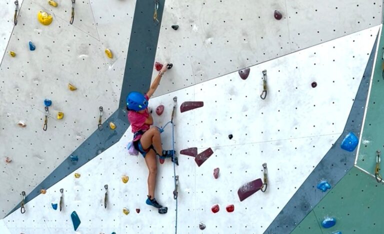 La Selección Andaluza para el CESA de Escalada se desplaza hoy a Cáceres con el objetivo de lograr varios podios