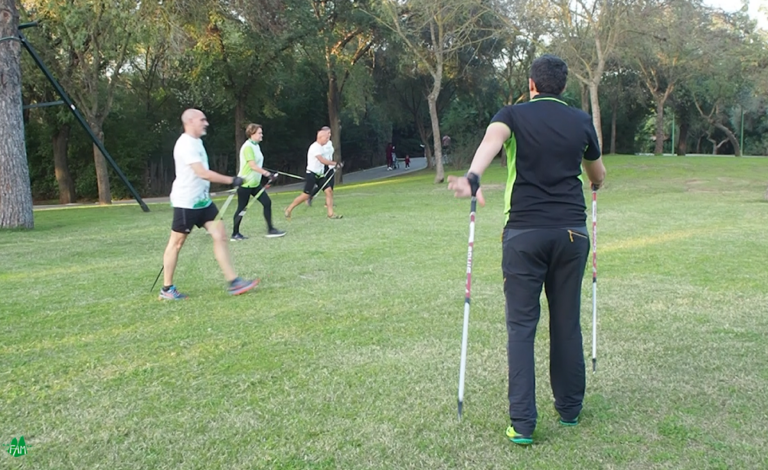 Abierto el plazo de inscripción para la formación a Monitor/a Voluntario/a de Marcha Nórdica programado por la EAAM para el segundo semestre 2025