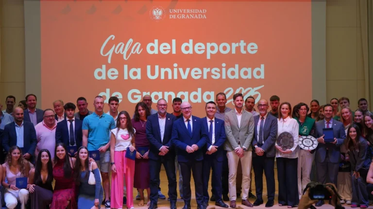 María Ordóñez, Manu Peinado y Javier Argüelles, homenajeados en la II Gala del Deporte de la Universidad de Granada