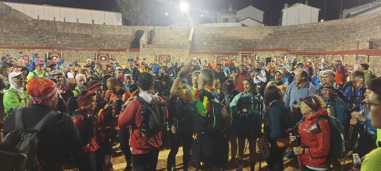 Más de 200 deportistas disfrutan de la XXIX Travesía Sierra de Grazalema de la CATR 2025