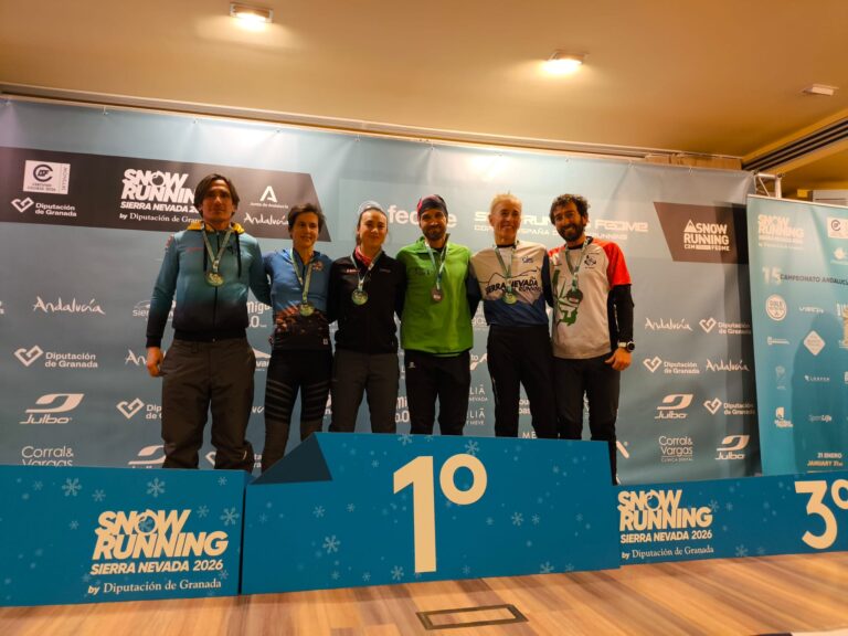 Silvia Lara y Javier Terrón repiten título andaluz de Snow Running