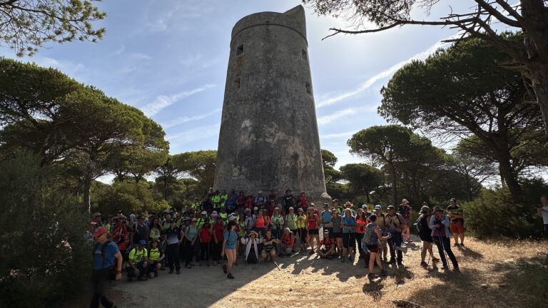 Éxito rotundo en la jornada de convivencia en el senderismo interprovincial por el pinar de la Breña
